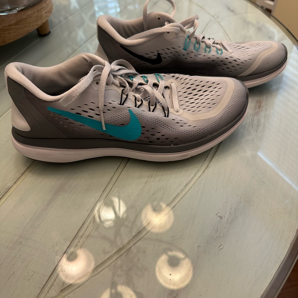 Nike Gray and Blue Sneakers with Breathable Mesh